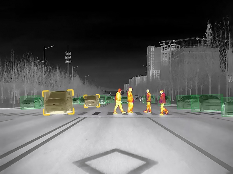 中国热成像逆袭封神！从打破垄断到全民普及，这场视觉革命太燃了(图1)