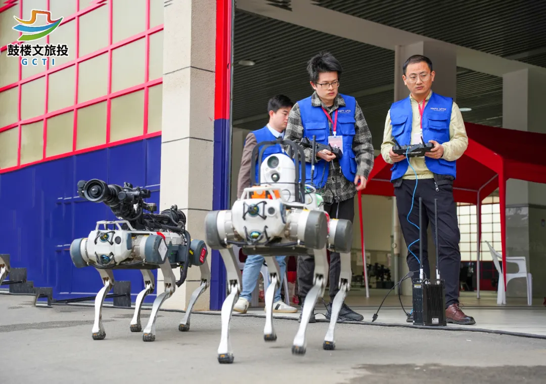 穿越盲区，强攻火场！云深处科技机器狗获消防实战双项大奖(图3)