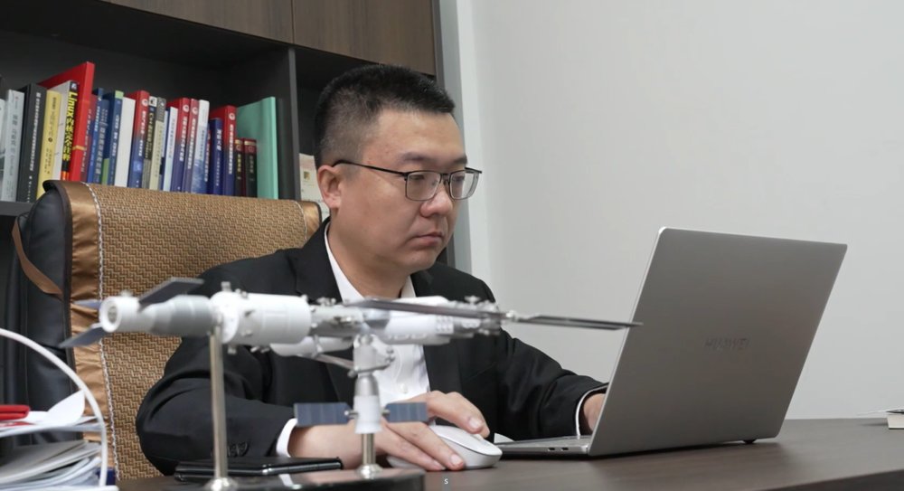 2025年度泰山产业领军人才揭晓！伯宇珅航蒋金哲：航天尖端技术赋能具身智能新生态(图1)