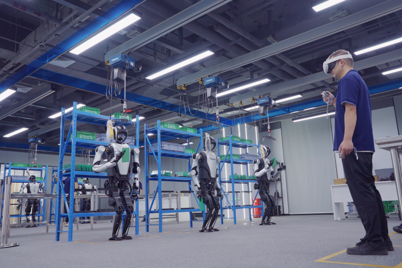 国内最大！北京落地面积破万平人形机器人训练场，年产600万+数据(图6)