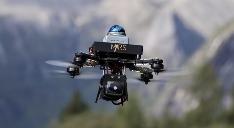 香港大学开发新型自动化无人机飞控技术,LiDAR 传感器采集信息传至云端生成飞行路径(图1) 香港大学开发新型自动化无人机飞控技术,LiDAR 传感器采集信息传至云端生成飞行路径(图1)