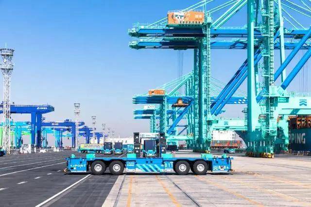 第三届天津国际航运展:ART机器人彰显“津港智造”硬核实力(图9) 第三届天津国际航运展:ART机器人彰显“津港智造”硬核实力(图9)