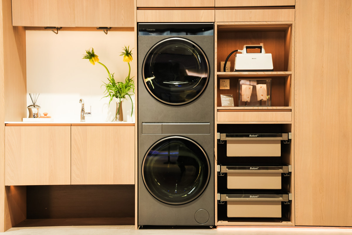 网友在线求助:“不能水洗 不想干洗”的衣服怎么洗?(图1) 网友在线求助:“不能水洗 不想干洗”的衣服怎么洗?(图1)