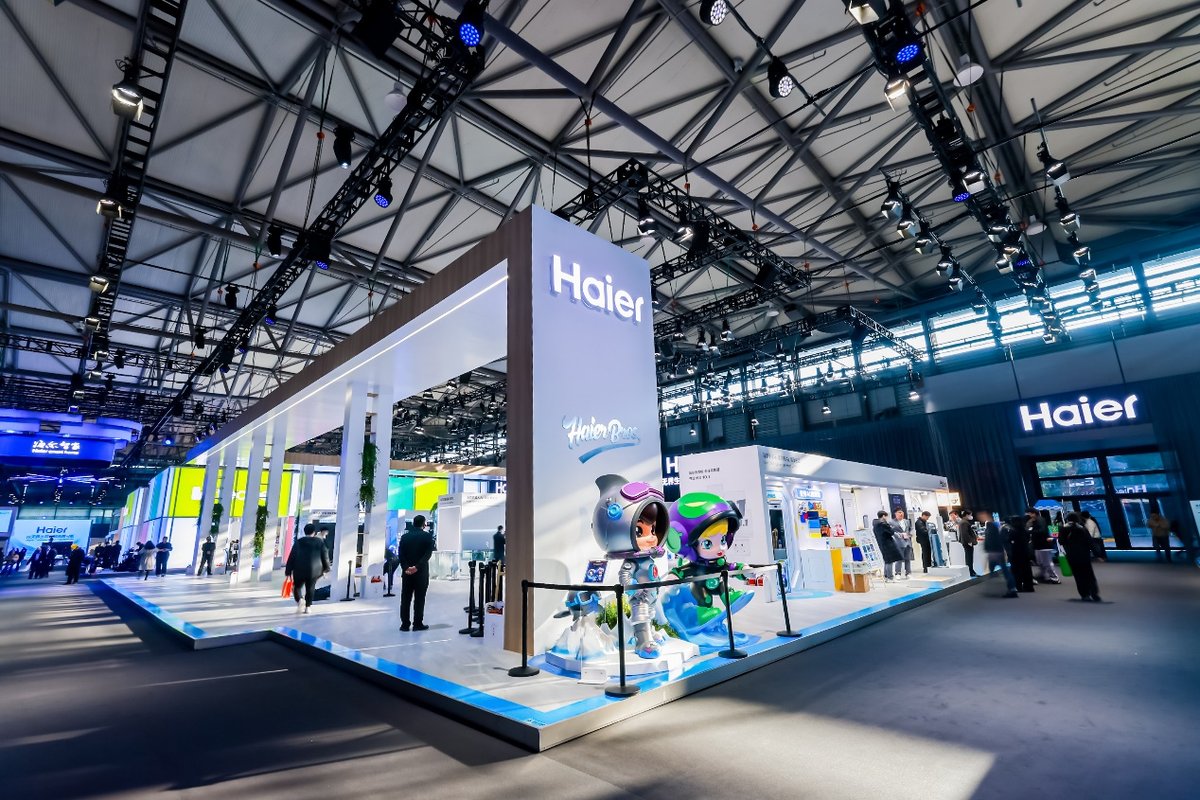 海尔电热水器连续出热水1.5 吨!全家用水不等待(图1) 海尔电热水器连续出热水1.5 吨!全家用水不等待(图1)