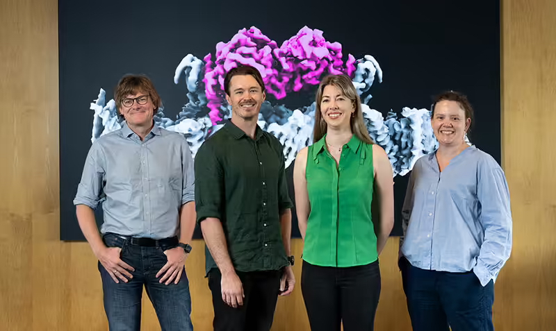 全球首例:帕金森病关键蛋白 PINK1 结构解析取得突破性进展(图1) 全球首例:帕金森病关键蛋白 PINK1 结构解析取得突破性进展(图1)