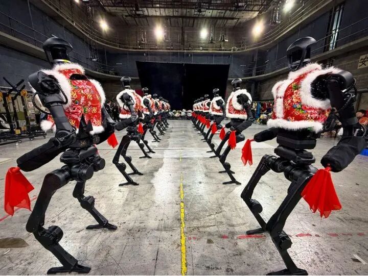 机器人霸屏!为什么不给它们穿裤子?(图8) 机器人霸屏!为什么不给它们穿裤子?(图8)