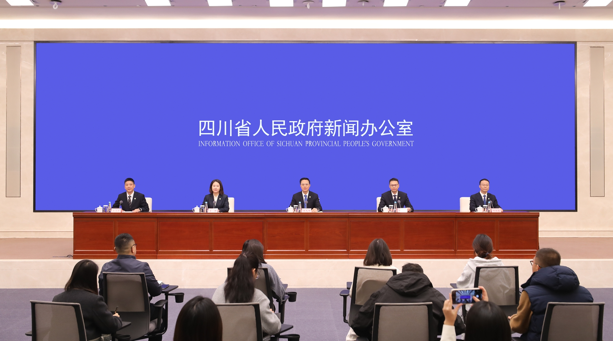 四川泸州:加快建设成渝地区双城经济圈南翼中心城市(图1) 四川泸州:加快建设成渝地区双城经济圈南翼中心城市(图1)