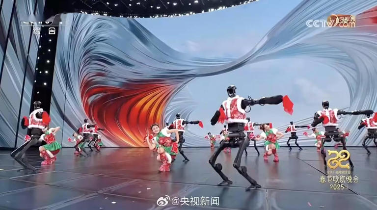 春晚人形机器人“失误”竟是故意设计？宇树科技揭秘搞笑“小彩蛋”(图1)