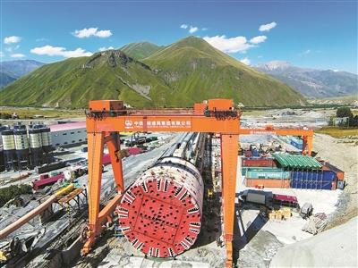 贾连辉:为实现装备中国造奋力“掘进”(图3) 贾连辉:为实现装备中国造奋力“掘进”(图3)